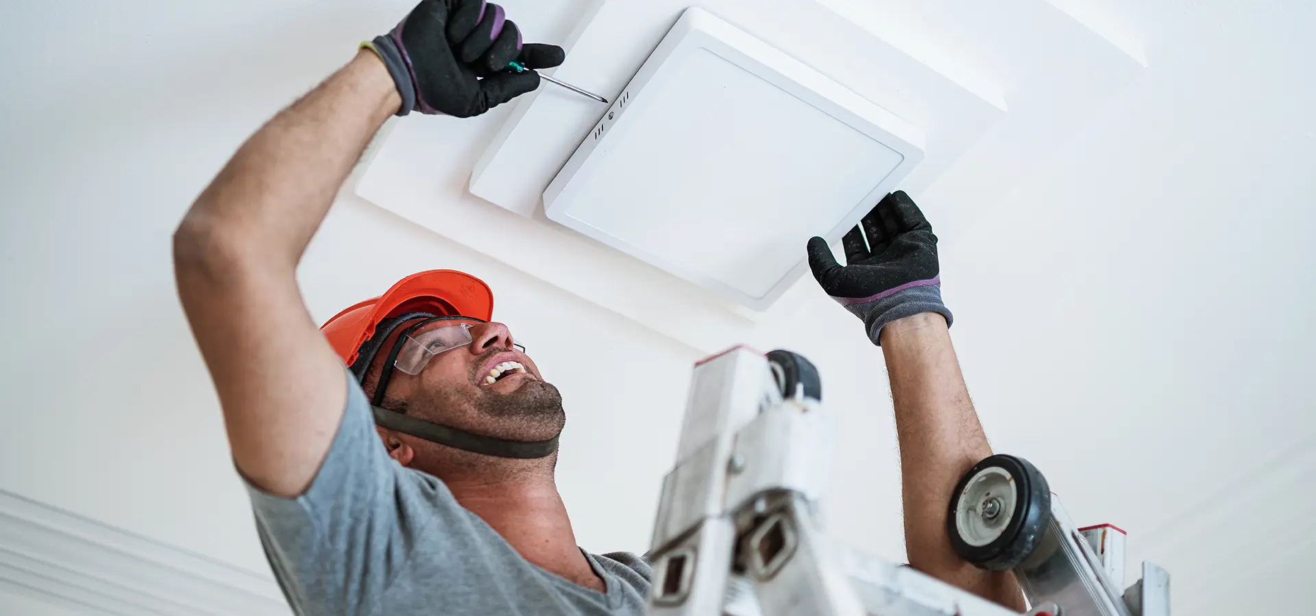 Burbank Electric photo 2